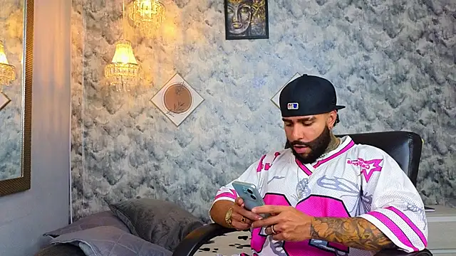 Apolo rousse1 online show from 01-16-26, 09:19