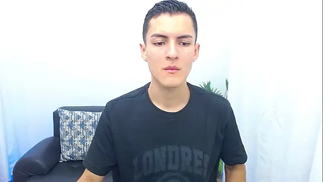 Matiius18 online show from 12-15-25, 01:59