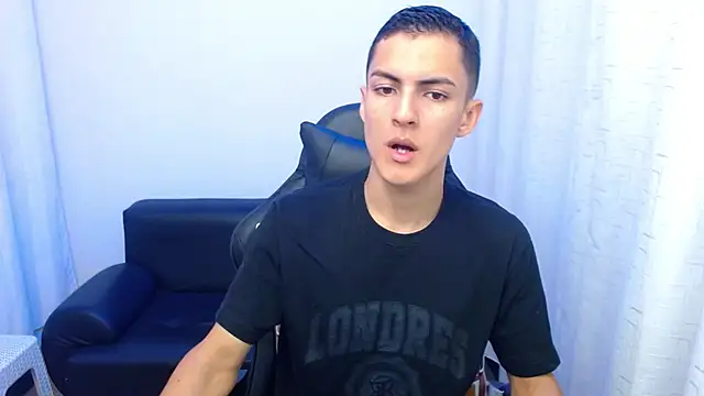 Matiius18 online show from 02-04-26, 01:50