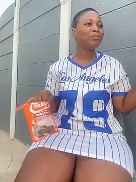 Snapshot of BQueen223 chatting on 02-28-26, 01:56 BQueen223 online show from 02-28-26, 01:56