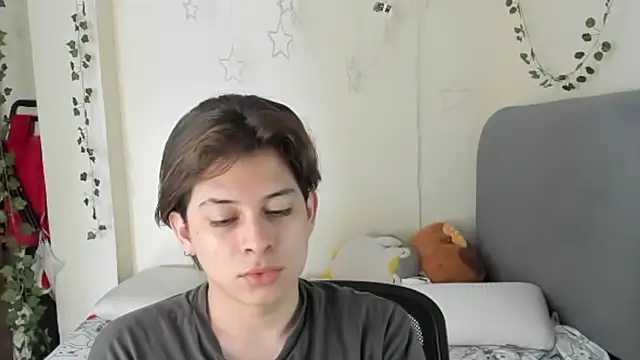 Felix art online show from 09-25-25, 07:06