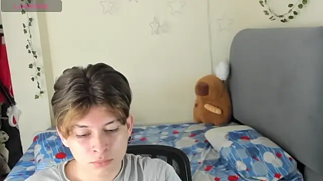 Felix art online show from 10-26-25, 06:58