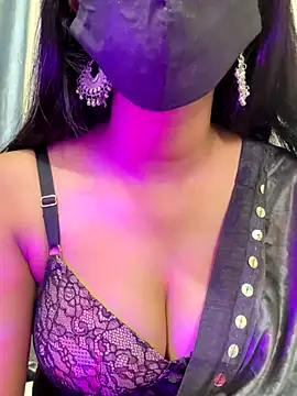 Snapshot of Neha18 chatting on 09-12-25, 07:19 Neha18 online show from 09-12-25, 07:19