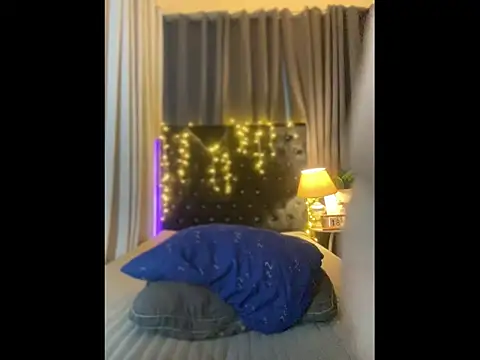 urfanatic yumi online show from 06-18-26, 12:31
