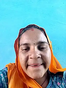 Snapshot of Radha_hotx chatting on 11-08-25, 05:29 Radha hotx online show from 11-08-25, 05:29