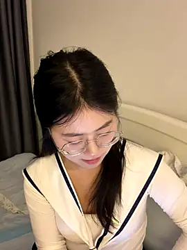 Ella-A9 online show from 09-24-25, 06:22