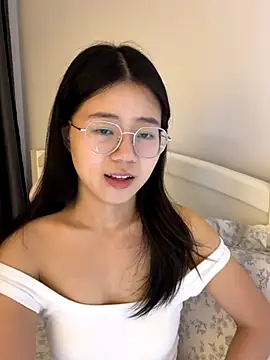 Ella-A9 online show from 10-01-25, 01:39