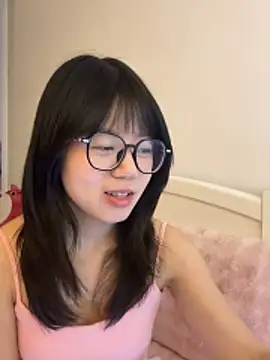 Ella-A9 online show from 12-22-25, 04:26