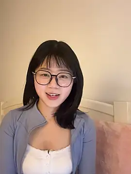 Ella-A9 online show from 02-05-26, 04:00