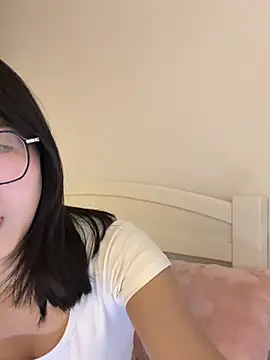 Ella-A9 online show from 02-08-26, 03:59