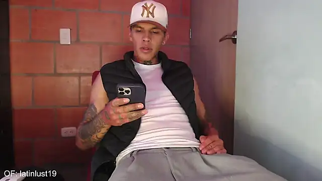 Savajelust online show from 02-17-26, 04:35