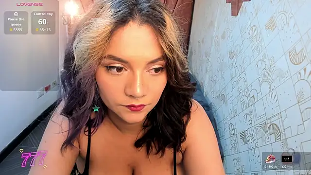 Snapshot of Kiara_Cruz__ chatting on 03-24-26, 07:52 Kiara Cruz online show from 03-24-26, 07:52