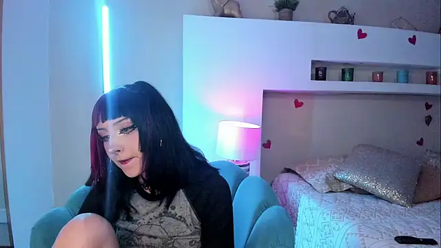 Zoe Lynch  online show from 06-09-26, 12:06