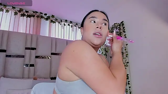 Zoey thompson online show from 09-29-25, 07:30