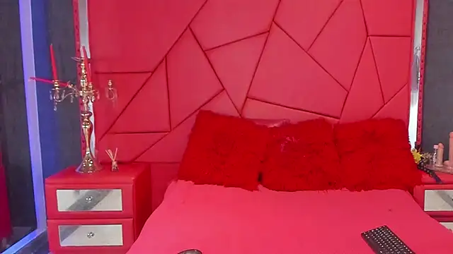 SienaFacchini online show from 09-23-25, 07:28