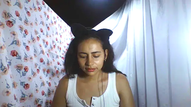 Anabelhotxx16 online show from 09-15-25, 03:06