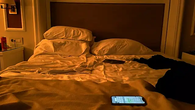 TiaDoll online show from 01-05-26, 06:33