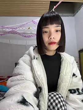 Snapshot of andymi1 chatting on 05-03-26, 02:17 andymi1 online show from 05-03-26, 02:17