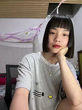 andymi1 online show from 06-19-26, 01:54