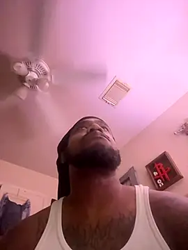 Snapshot of SirStrokesAllot chatting on 11-15-25, 09:50 SirStrokesAllot online show from 11-15-25, 09:50