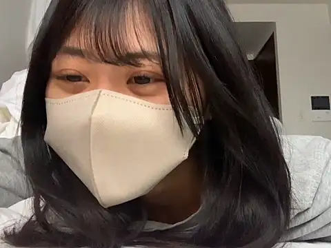 Snapshot of 0p-saki-p0 chatting on 03-10-26, 01:10 0p-saki-p0 online show from 03-10-26, 01:10