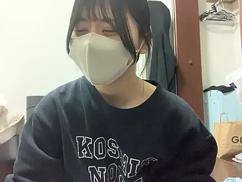Snapshot of 0p-saki-p0 chatting on 03-23-26, 01:26 0p-saki-p0 online show from 03-23-26, 01:26