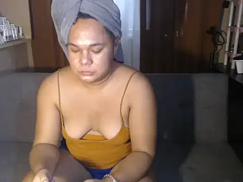 roseluv hot online show from 05-08-26, 03:23