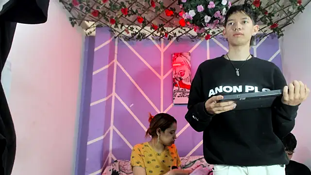 lau and boys18 online show from 09-09-25, 01:32