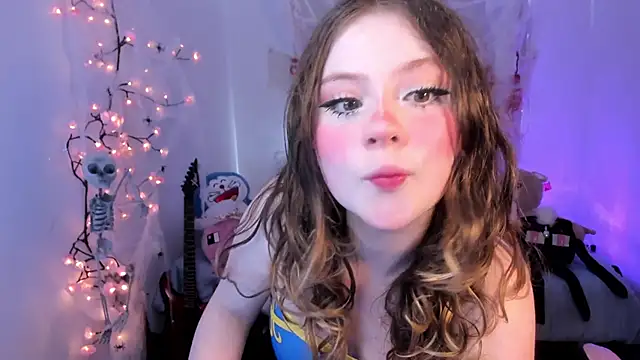 Lil bela online show from 10-10-25, 12:15