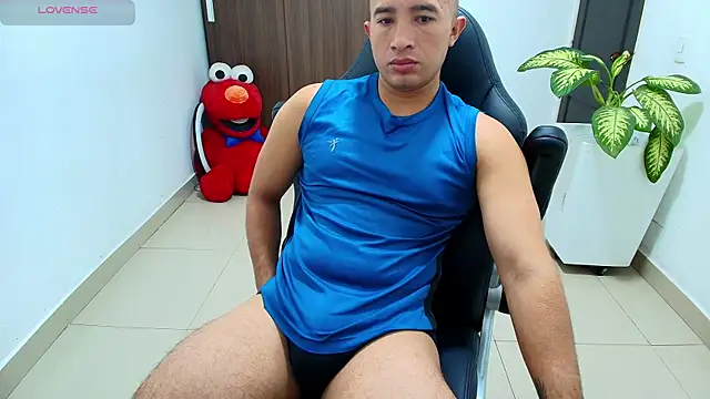 Snapshot of sebastian_oconnor77 chatting on 10-10-25, 12:37 sebastian oconnor77 online show from 10-10-25, 12:37