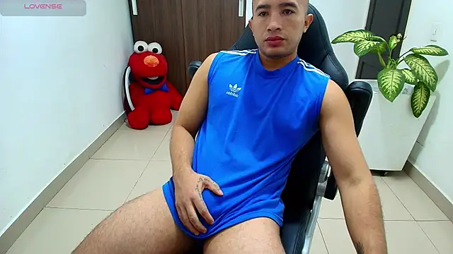 Snapshot of sebastian_oconnor77 chatting on 10-11-25, 12:36 sebastian oconnor77 online show from 10-11-25, 12:36