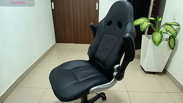 Snapshot of sebastian_oconnor77 chatting on 11-05-25, 01:00 sebastian oconnor77 online show from 11-05-25, 01:00