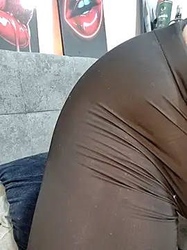 Snapshot of AlexxiaaMat chatting on 12-16-25, 11:15 AlexxiaaMat online show from 12-16-25, 11:15