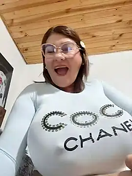 AlexxiaaMat online show from 05-10-26, 11:04