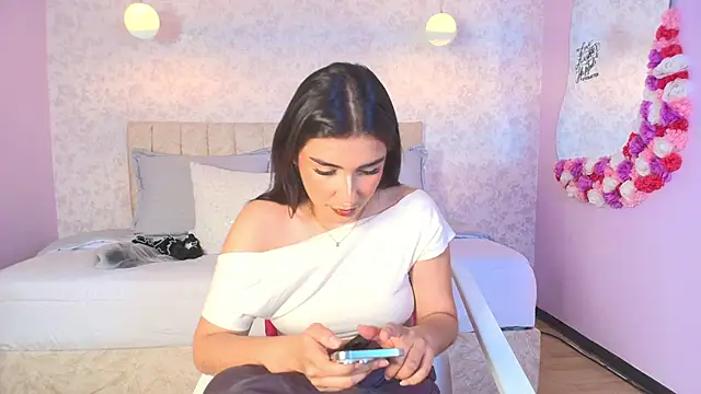 sweet artemiis online show from 09-22-25, 08:11