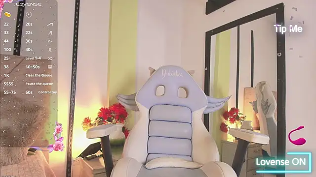 sweet artemiis online show from 12-13-25, 08:14