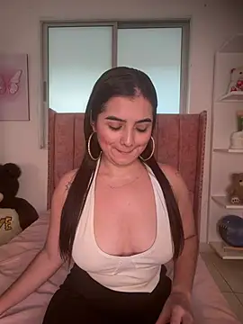 salomecute21 online show from 05-07-26, 11:15