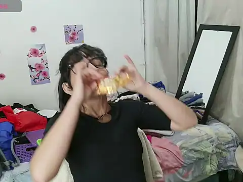 Natzu Choi online show from 04-10-26, 04:06