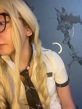 Snapshot of JuliethMoss chatting on 03-21-26, 08:19 JuliethMoss online show from 03-21-26, 08:19