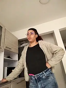 Pamelamiler   online show from 10-30-25, 11:55