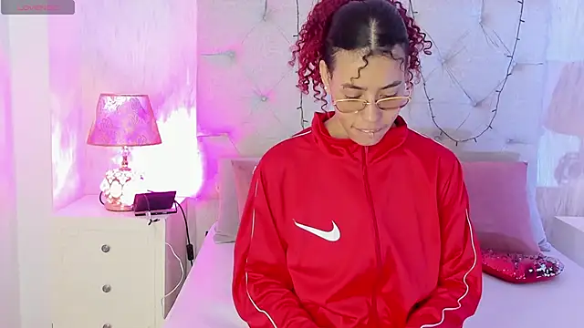 Pamelamiler   online show from 12-19-25, 12:12