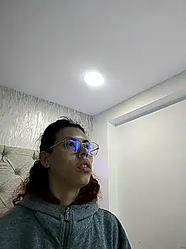 Snapshot of Pamelamiler__ chatting on 04-02-26, 11:41 Pamelamiler online show from 04-02-26, 11:41
