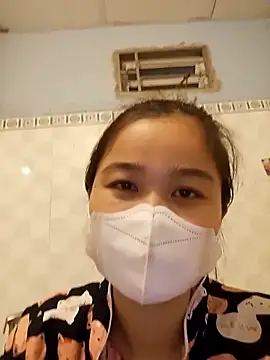 Snapshot of Daisy-lusia96 chatting on 09-10-25, 02:28 Daisy-lusia96 online show from 09-10-25, 02:28