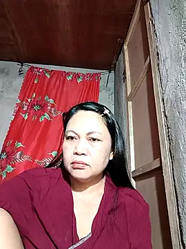 Snapshot of Everleigh_mom chatting on 09-12-25, 07:58 Everleigh mom online show from 09-12-25, 07:58