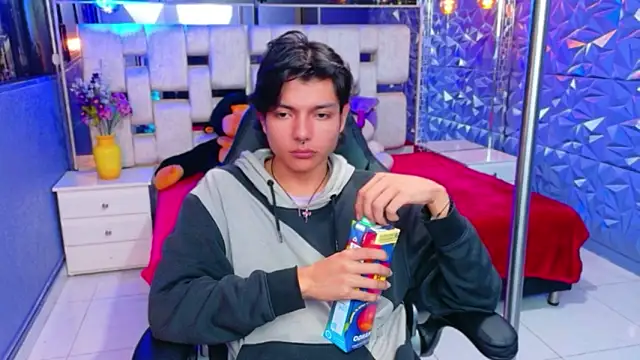 alandelrey57 online show from 03-31-26, 02:24