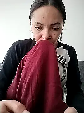 Cami Konor online show from 11-22-25, 08:19