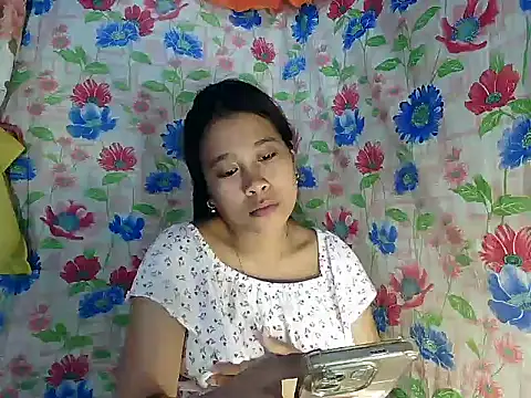 Pinay Skinny18 online show from 10-22-25, 09:09