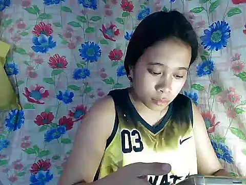 Pinay Skinny18 online show from 10-31-25, 08:26