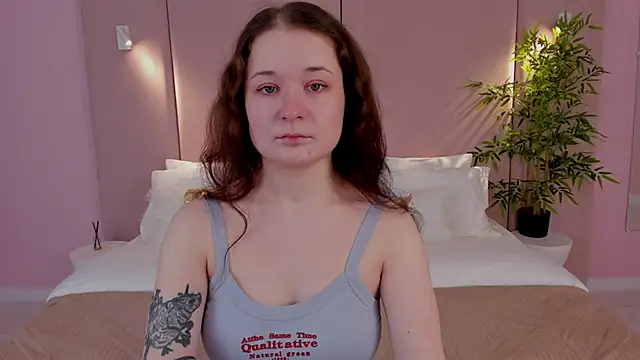 Snapshot of NancyJonson chatting on 12-02-25, 03:01 NancyJonson online show from 12-02-25, 03:01