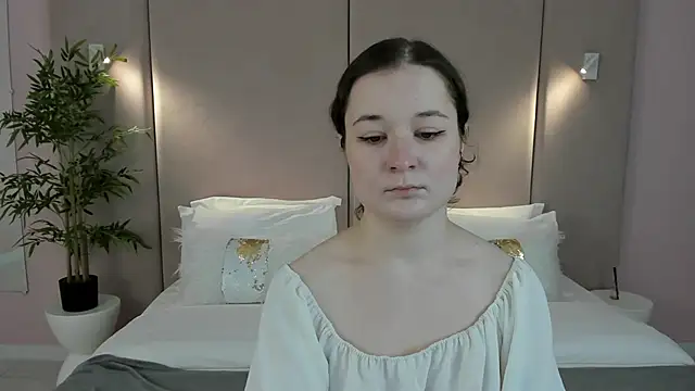 Snapshot of NancyJonson chatting on 03-18-26, 03:20 NancyJonson online show from 03-18-26, 03:20